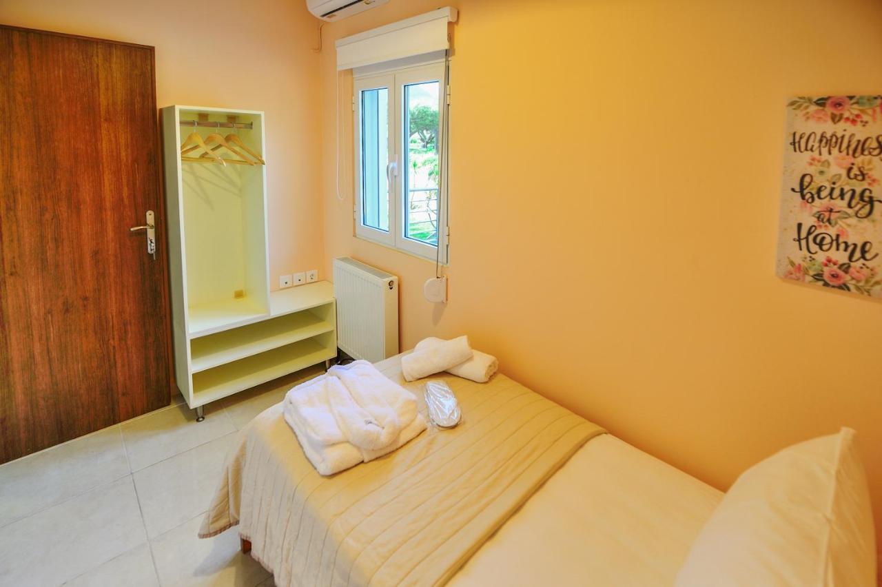 Naiades Summer House I Platanos  Экстерьер фото